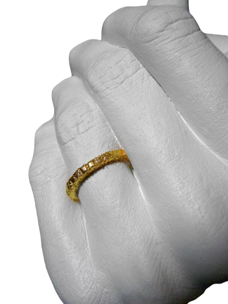 Fede Oro 24K su calco Mani Calco durante il matrimonio: fede oro 24K